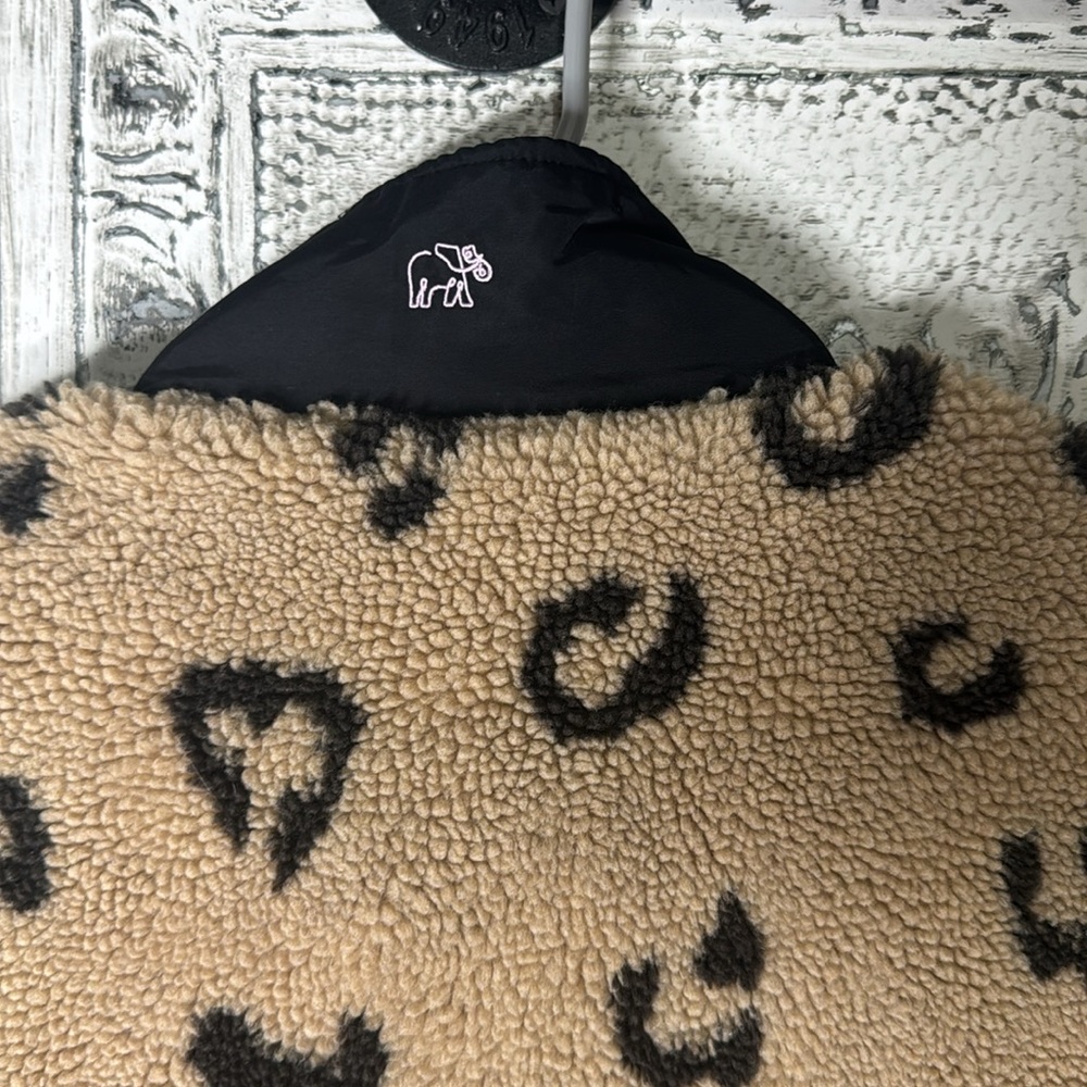 Ivory Ella 1/4 Zip Pullover Leopard - Picture 8 of 9